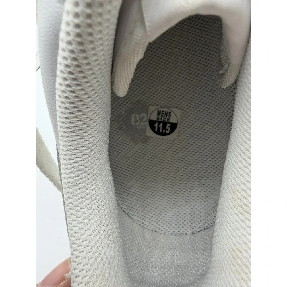Nike Air Force 1 low top Sneakers mens 11.5 triple white shoes CW2288-111 - USED